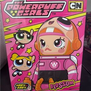 400% plus 100% Powerpuff Girls Blossom Mega Space Molly